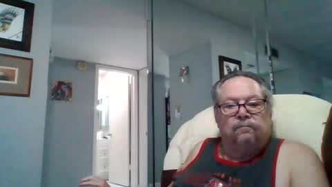 Snapshot of bbb1952 chatting on 07-08-26, 01:04 Single Grandpa in Florida. Love to C2C and have Fun Privately online show from 07-08-26, 01:04