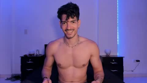 Valentino online show from 12-20-24, 09:50