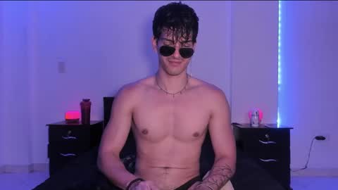 Valentino online show from 01-27-25, 12:12