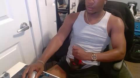 Snapshot of bbc_elrey chatting on 05-20-26, 09:43 Racks online show from 05-20-26, 09:43