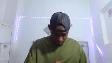 Andrew  online show from 11-10-25, 07:02