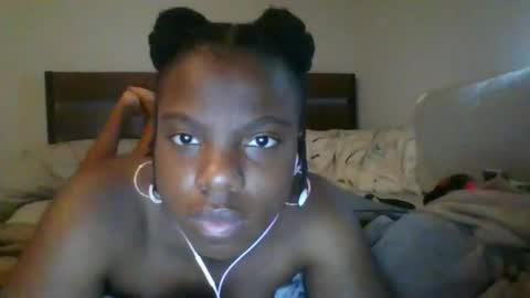 bbgirl0223 online show from 04-15-26, 10:43