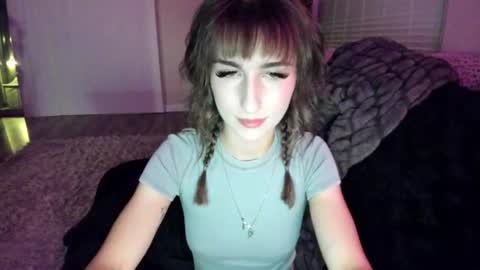 Snapshot of bbshasta chatting on 06-22-26, 05:15 Shasta online show from 06-22-26, 05:15