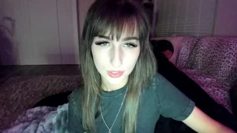 Snapshot of bbshasta chatting on 07-18-26, 05:44 Shasta online show from 07-18-26, 05:44