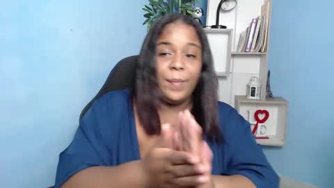 Charlote online show from 01-17-25, 12:21