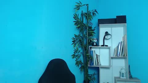 Charlote online show from 01-23-25, 06:03