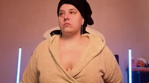 Love online show from 01-15-26, 10:35