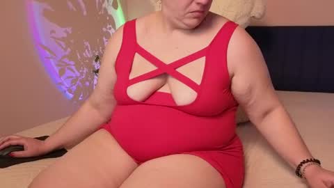 Snapshot of bbw_goddes chatting on 06-04-26, 09:54 Love online show from 06-04-26, 09:54