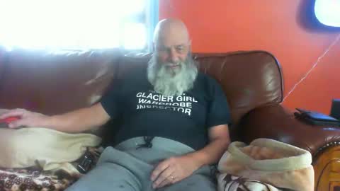 Snapshot of bbwlvr16 chatting on 02-26-26, 11:04 bbwlvr16 online show from 02-26-26, 11:04