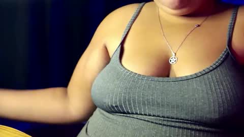 Snapshot of bbwroyalttty chatting on 06-05-26, 04:02 The girl next door online show from 06-05-26, 04:02