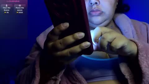 Snapshot of bbwroyalttty chatting on 06-22-26, 12:02 The girl next door online show from 06-22-26, 12:02