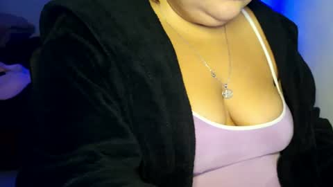 Snapshot of bbwroyalttty chatting on 06-30-26, 05:03 The girl next door online show from 06-30-26, 05:03
