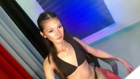 URE BBY ZEMIRA online show from 05-05-26, 11:18