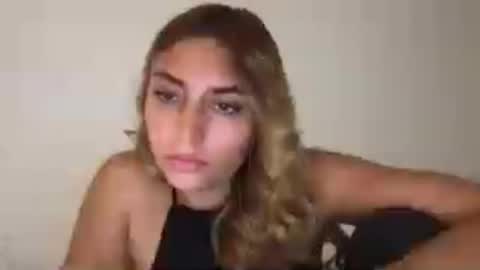 Snapshot of bbypiamia chatting on 08-02-26, 12:09 bbypiamia online show from 08-02-26, 12:09