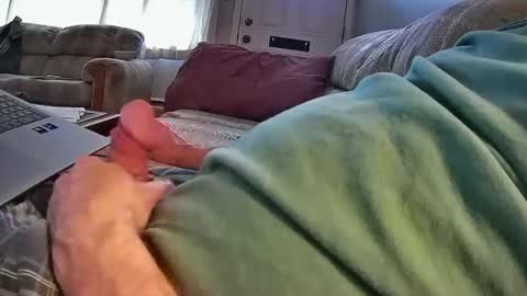 Snapshot of bcema2 chatting on 12-23-24, 06:27 bcema2 online show from 12-23-24, 06:27