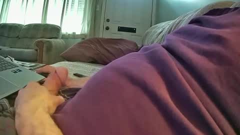 Snapshot of bcema2 chatting on 10-22-25, 06:29 bcema2 online show from 10-22-25, 06:29