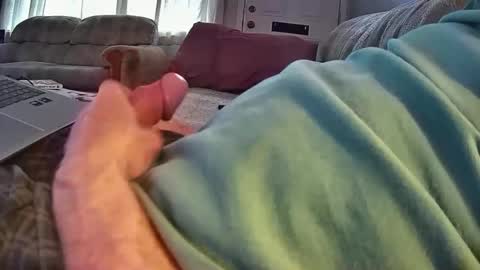 Snapshot of bcema2 chatting on 10-28-25, 06:32 bcema2 online show from 10-28-25, 06:32