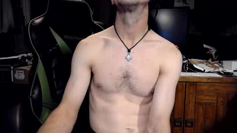 Snapshot of bchillin28 chatting on 11-09-25, 06:39 bchillin28 online show from 11-09-25, 06:39