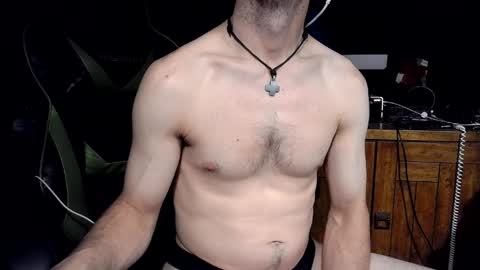 bchillin28 online show from 04-07-26, 06:03