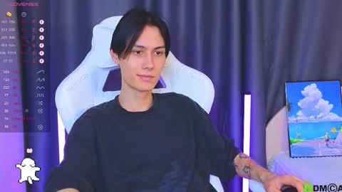 Aiden online show from 12-14-25, 02:39