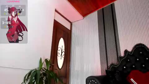 Snapshot of bdsm_ebony chatting on 07-06-26, 03:47 Tanisha online show from 07-06-26, 03:47