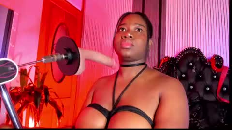 Snapshot of bdsm_ebony chatting on 07-22-26, 12:57 Tanisha online show from 07-22-26, 12:57