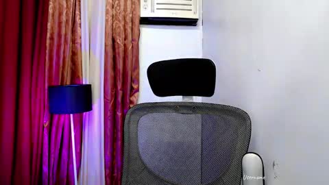 tinaj online show from 09-29-25, 02:38