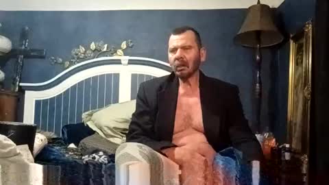 Snapshot of beaatoffbob chatting on 12-03-25, 01:24 beaatoffbob online show from 12-03-25, 01:24