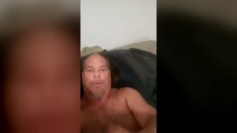 Snapshot of beachmonty chatting on 07-02-26, 03:23 beachmonty online show from 07-02-26, 03:23