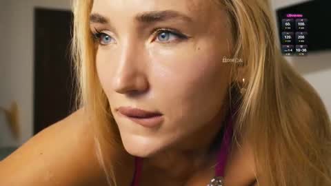 Chloe online show from 09-27-25, 09:53