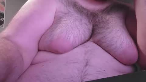 bear_man_oi online show from 10-19-25, 03:34