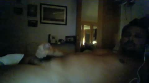 Snapshot of bearboudior chatting on 01-14-25, 12:22 bearboudior online show from 01-14-25, 12:22