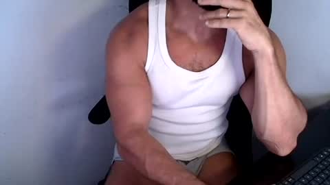 Snapshot of beard_top_guy chatting on 06-14-26, 02:24 Beard Guy online show from 06-14-26, 02:24