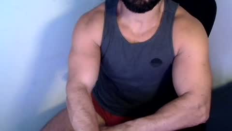 Snapshot of beard_top_guy chatting on 06-17-26, 12:18 Beard Guy online show from 06-17-26, 12:18
