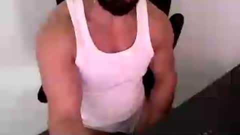 Snapshot of beard_top_guy chatting on 06-27-26, 01:50 Beard Guy online show from 06-27-26, 01:50