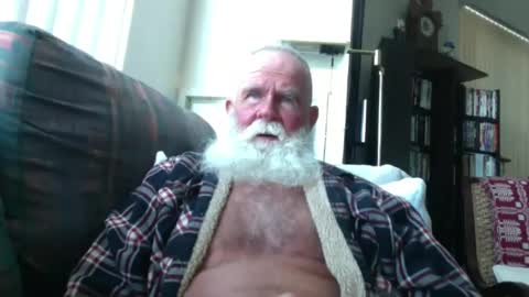 Snapshot of beardbushy chatting on 06-23-26, 02:59 beardbushy online show from 06-23-26, 02:59