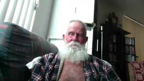 Snapshot of beardbushy chatting on 07-16-26, 05:30 beardbushy online show from 07-16-26, 05:30