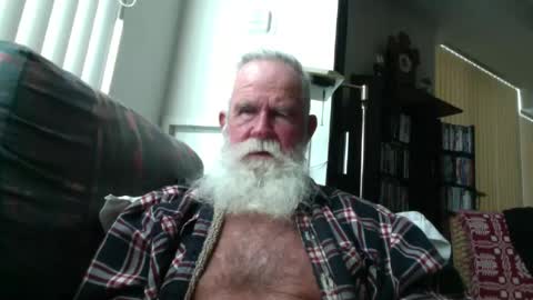 Snapshot of beardbushy chatting on 07-19-26, 04:22 beardbushy online show from 07-19-26, 04:22