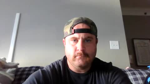 bearded4urpleasure online show from 10-17-25, 08:44