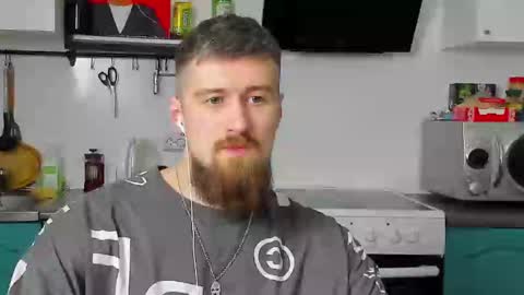 Zeus online show from 02-22-25, 08:42