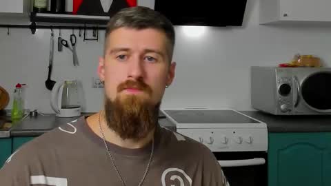 Zeus online show from 09-12-25, 11:37