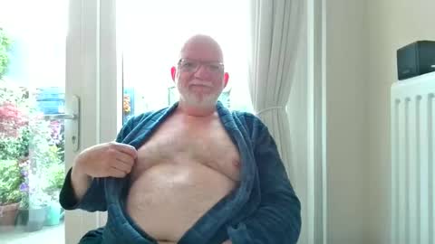 Beardman online show from 05-10-26, 05:01
