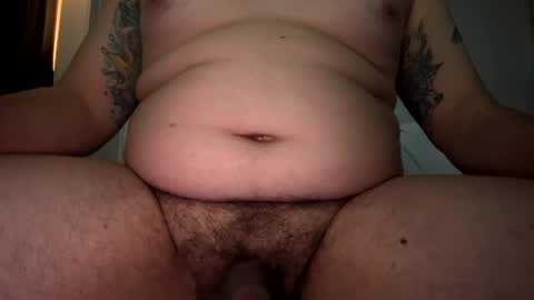 Snapshot of beardo1211 chatting on 01-08-25, 01:42 beard online show from 01-08-25, 01:42