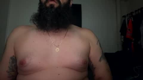 Snapshot of beardo1211 chatting on 01-08-25, 06:20 beard online show from 01-08-25, 06:20