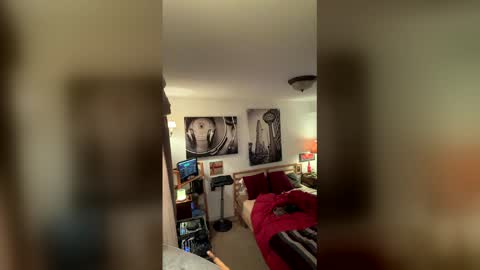 Snapshot of bearmeat4you chatting on 12-14-25, 05:57 bearmeat4you online show from 12-14-25, 05:57