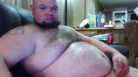 Snapshot of bearof chatting on 12-21-25, 05:58 bearof online show from 12-21-25, 05:58