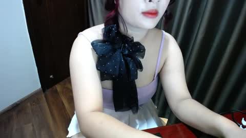 Snapshot of bearsuri chatting on 05-31-26, 01:14 Nara online show from 05-31-26, 01:14