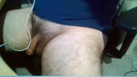 Snapshot of bearyuncut chatting on 10-15-25, 03:12 bearyuncut online show from 10-15-25, 03:12