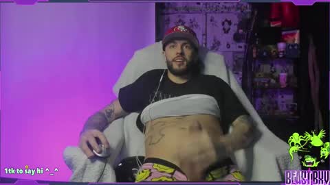 Snapshot of beastbxy chatting on 01-01-25, 11:05 beast bxy online show from 01-01-25, 11:05