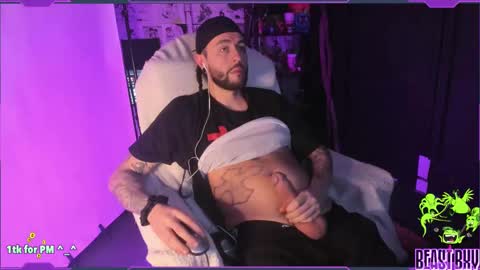 Snapshot of beastbxy chatting on 01-16-25, 06:46 beast bxy online show from 01-16-25, 06:46